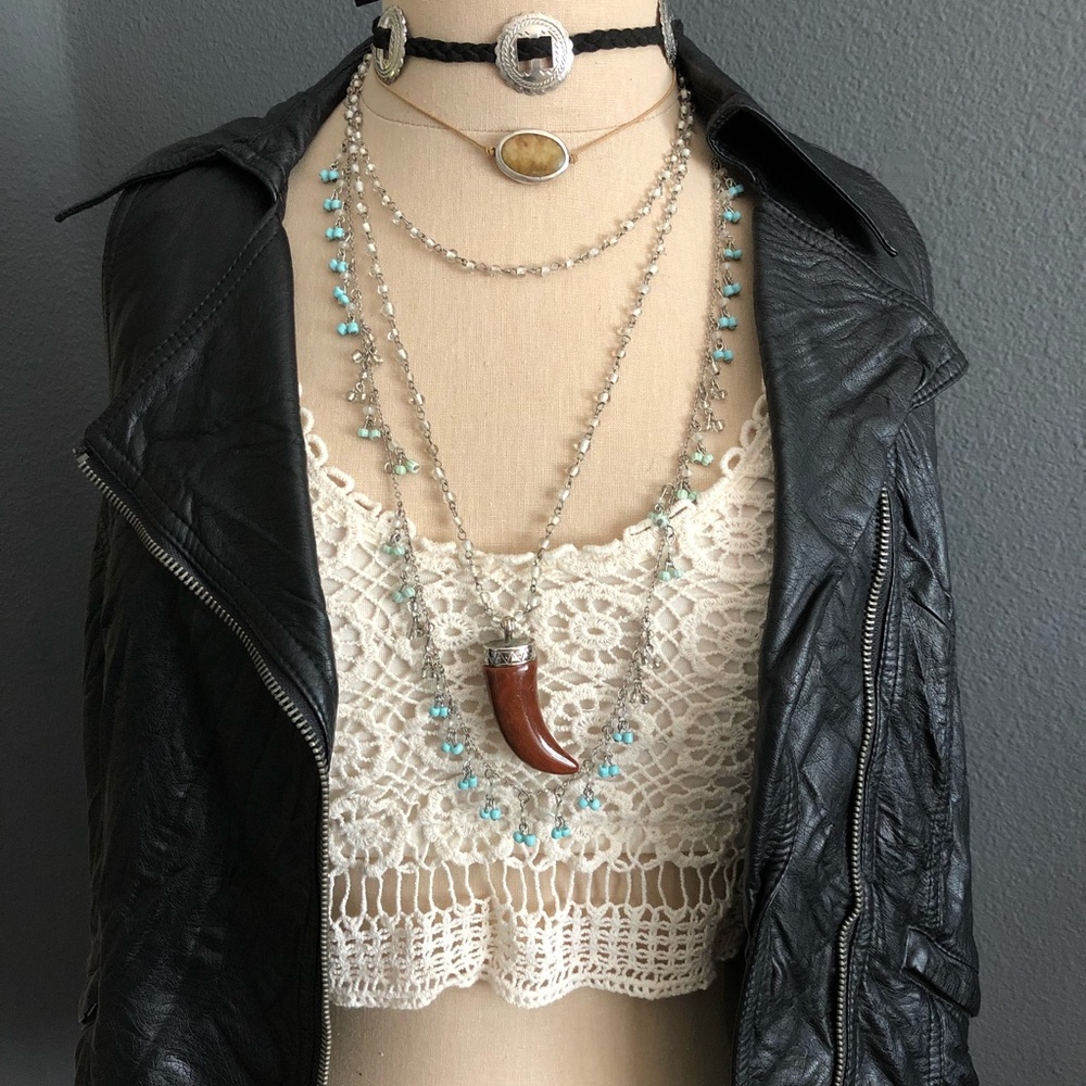 Kimchi Blue Cropped Cream Crochet Top XS EUC